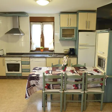 Cozy In Mogro, 63 M² With Private Pool!