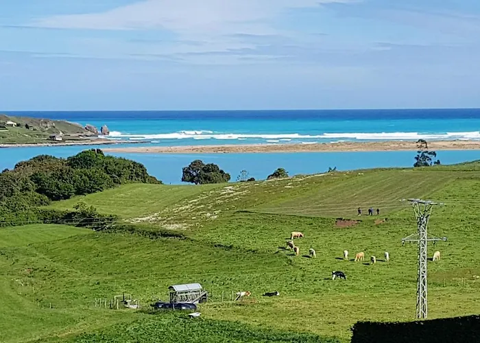 Seaside Retreat: 2-bedroom With Pool In * Mogro