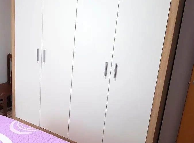 Cozy In Mogro, 63 M² With Private Pool!